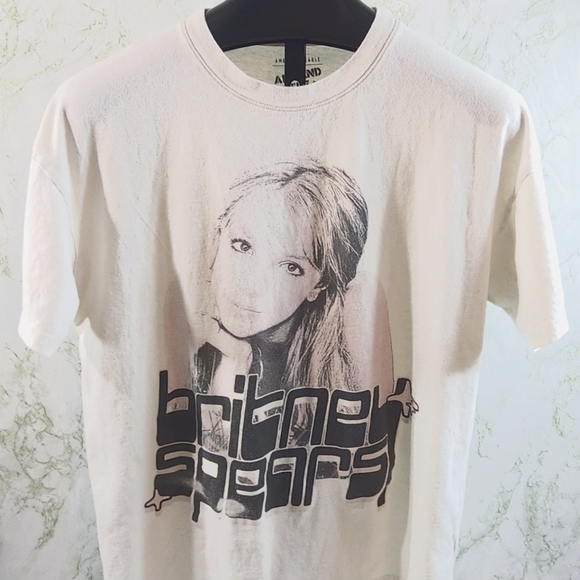 American Eagle Outfitters Britney Spears Tee - Picture 2 of 11